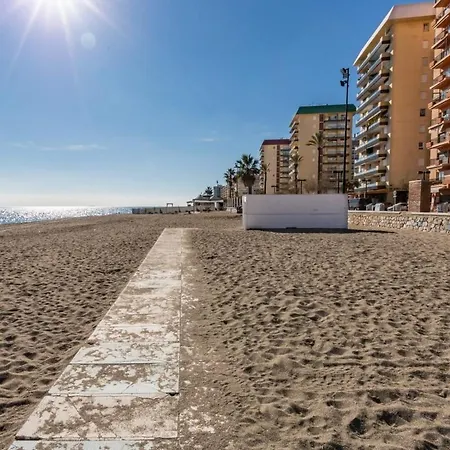 Fuengirola. Bonito Apartamento En Paseo Maritimo. Espectaculares Vistas Al Mar. Primera Linea Exterior photo