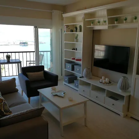 Fuengirola. Bonito Apartamento En Paseo Maritimo. Espectaculares Vistas Al Mar. Primera Linea Exterior photo